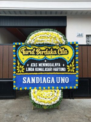 Papan Bunga Duka di Silaen